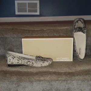 Micheal Kors Womens shoes